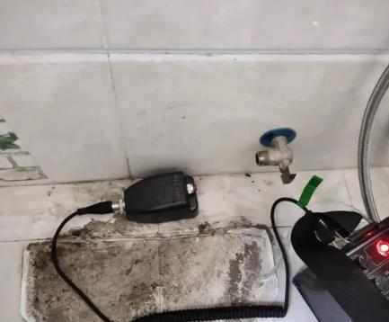相城屋顶漏水维修公司分享下卫生间漏水的危害及解决方法